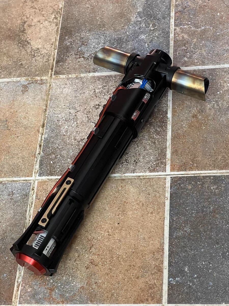 89sabers Kylo Ren Cross Saber proffie 2.2 lightsaber in Star Wars 