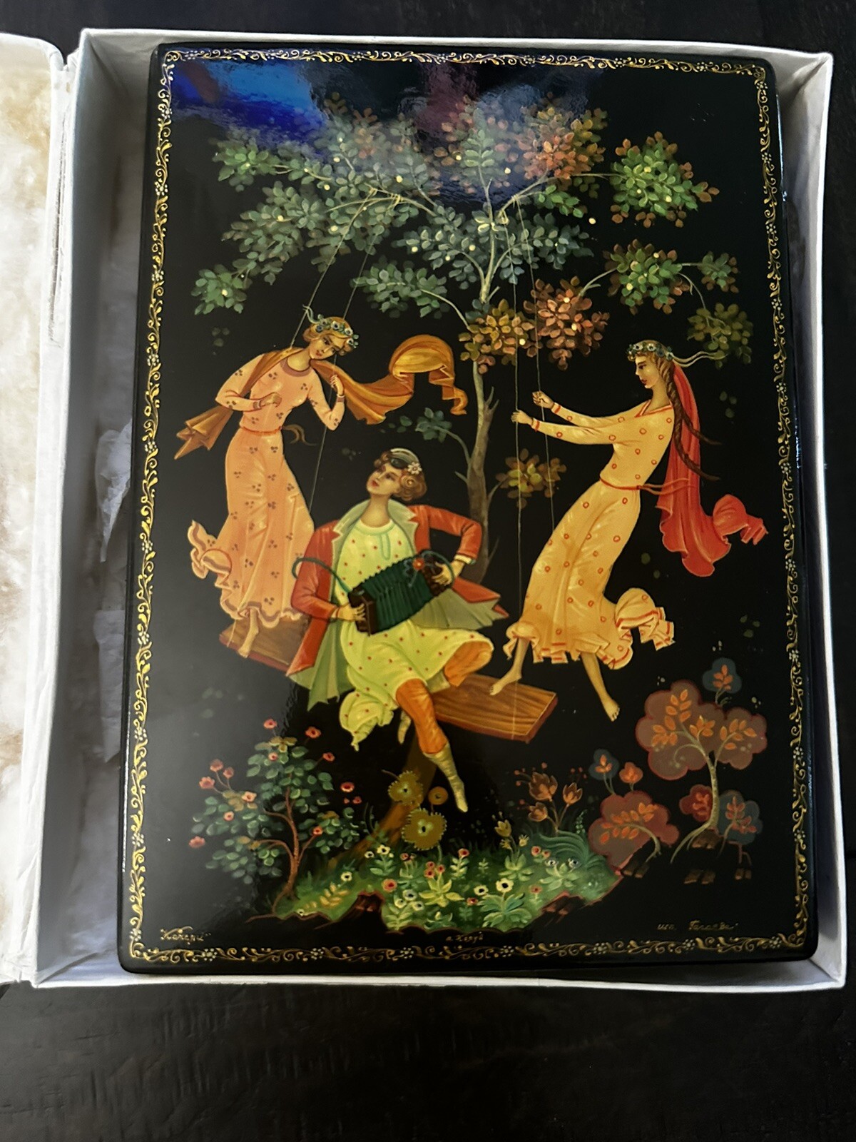 LARGE RARE RUSSIAN LAQUER BOX - KACHELI HOLUI - ARTIST SIGNED
