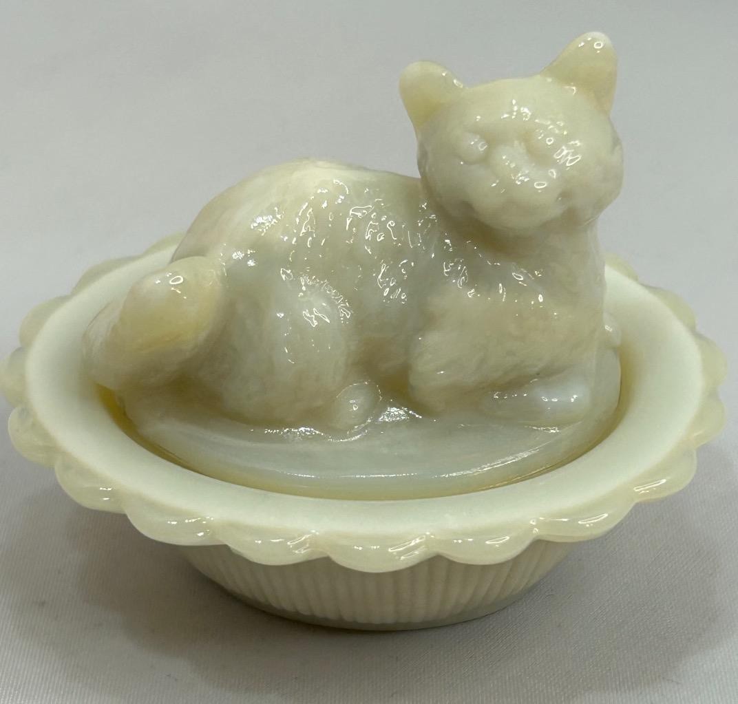 Vintage Mosser Cat On Nest Rare Almond Custard Color UV Glow - Covered Salt