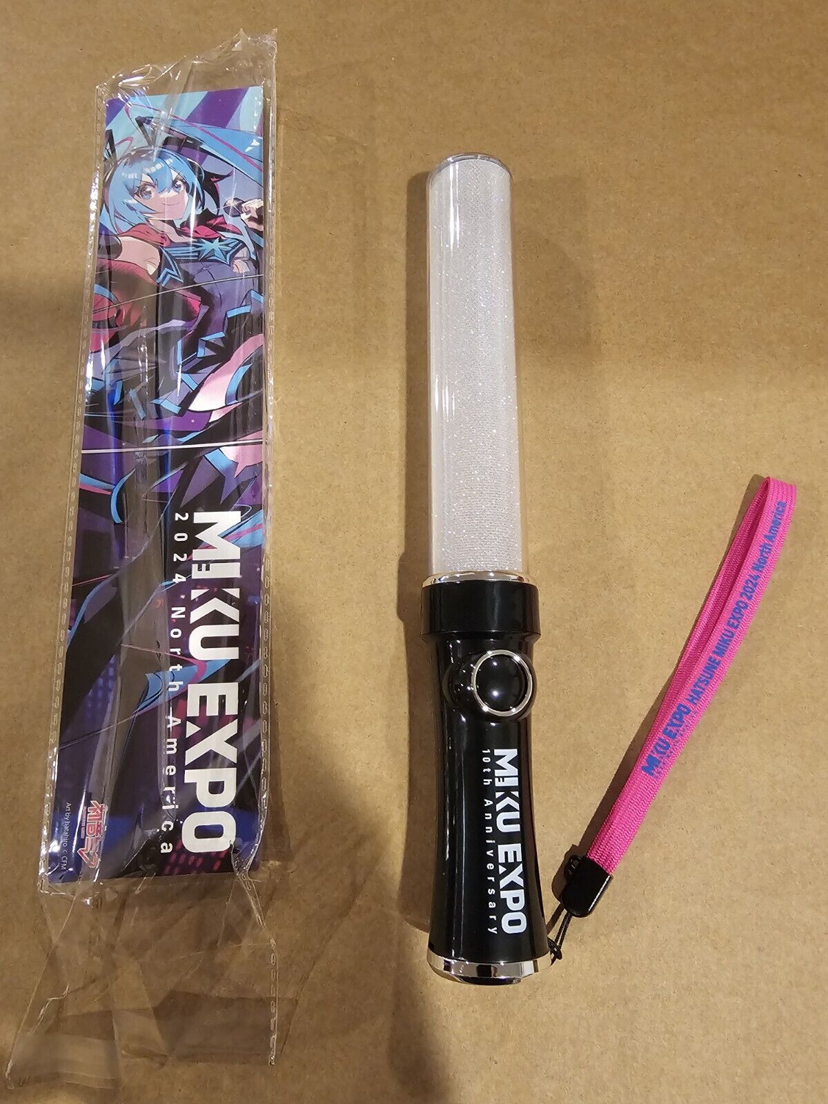Official Hatsune Miku Expo 2024 North America Penlight LED Light Stick Glowstick