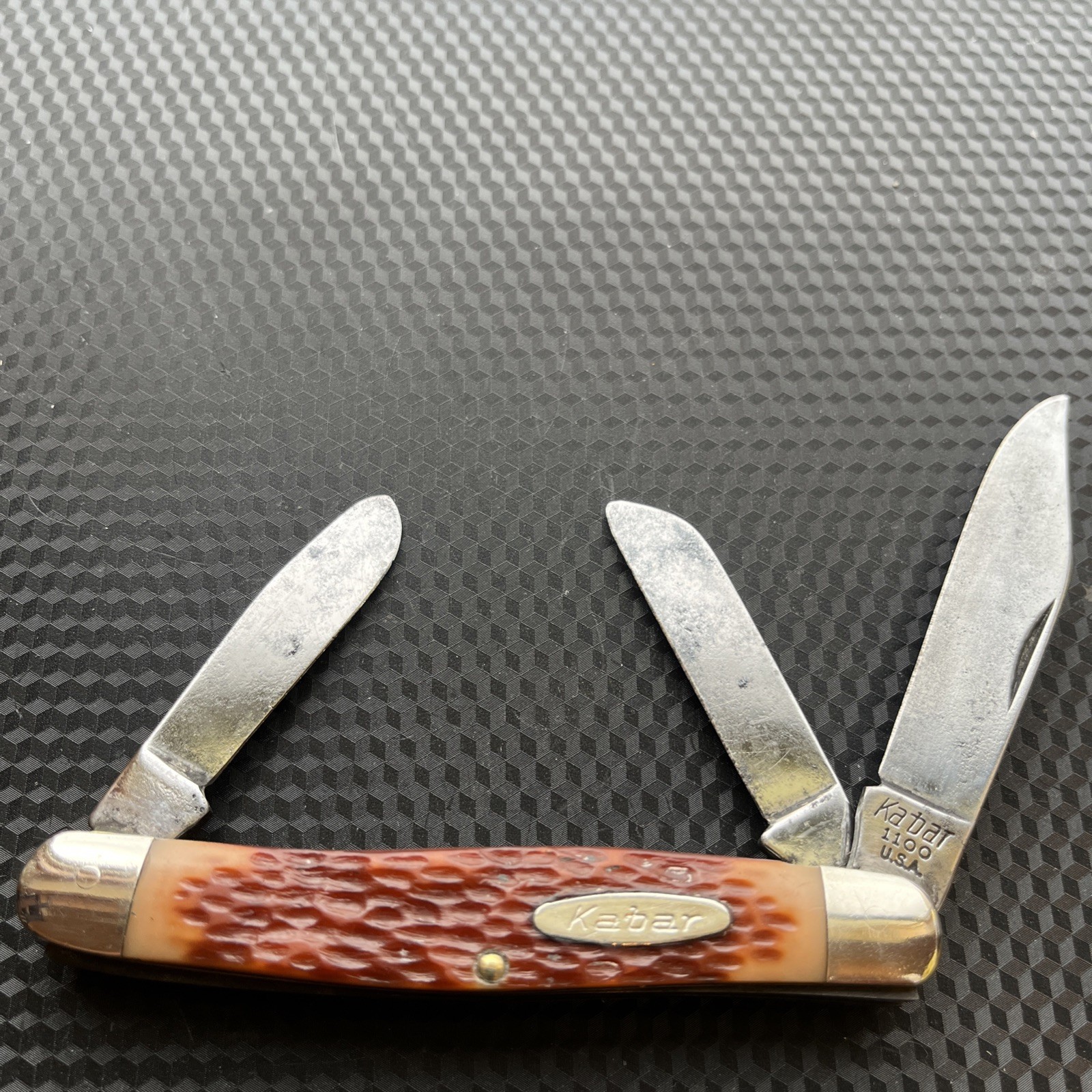 VINTANGE KA-BAR 1100  POCKET KNIFE