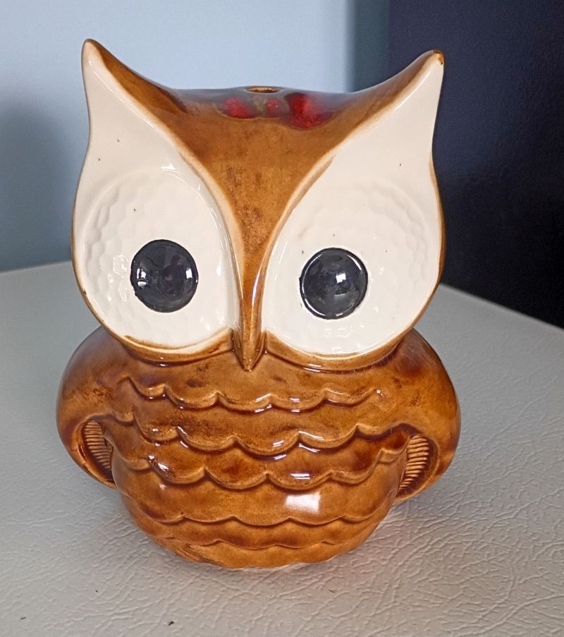 Amber & Red Vintage Ceramic Owl Figurine 1970\'s Amber & Red Vintage Ceramic Owl Figurine 1970\'s