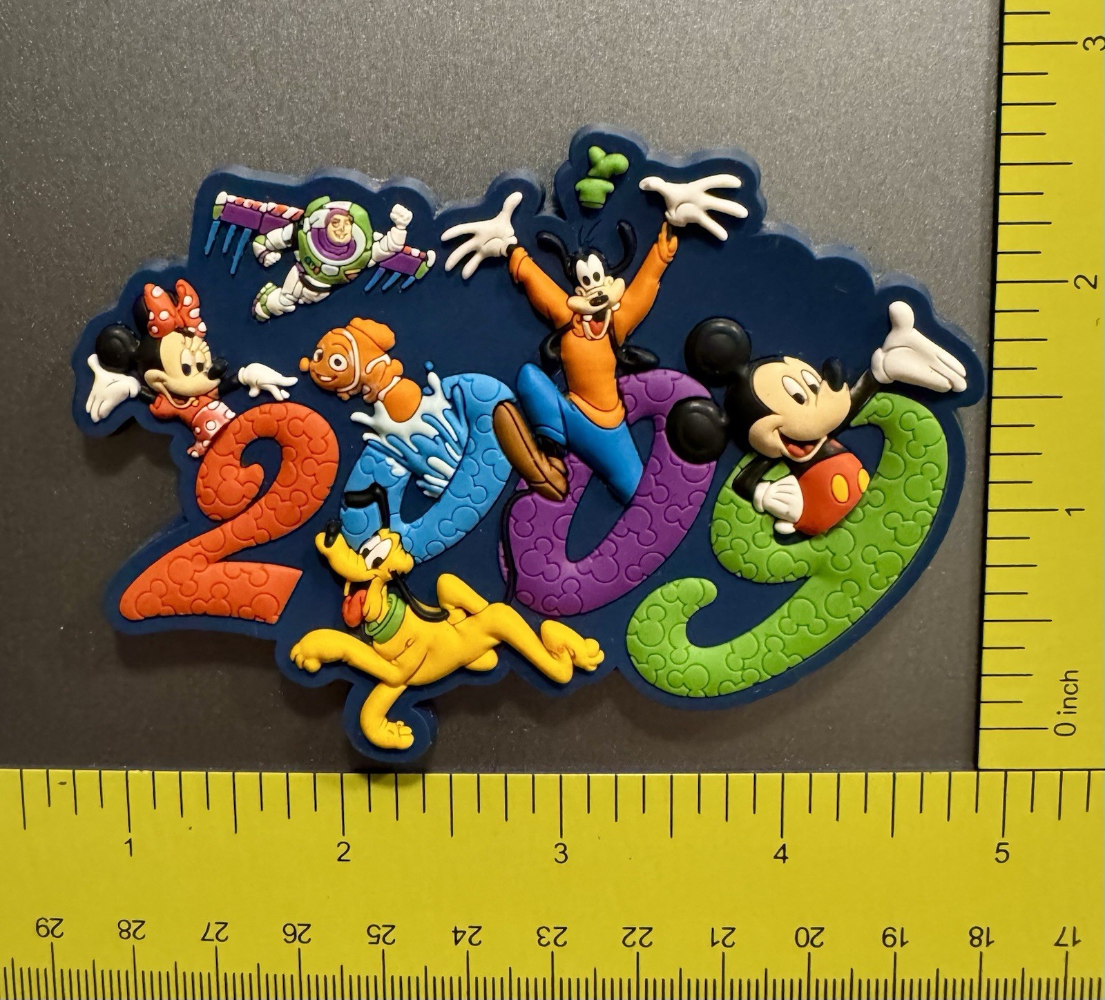 VINTAGE 2009 Walt Disney World Fridge Magnet Mickey Mouse Nemo Buzz Goofy WDW