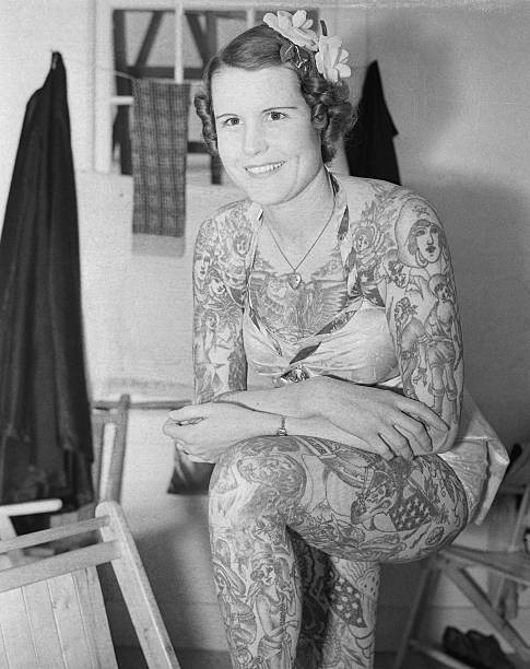 New York Betty Broadbent tattoed lady who is known as most beautifu- Old Photo