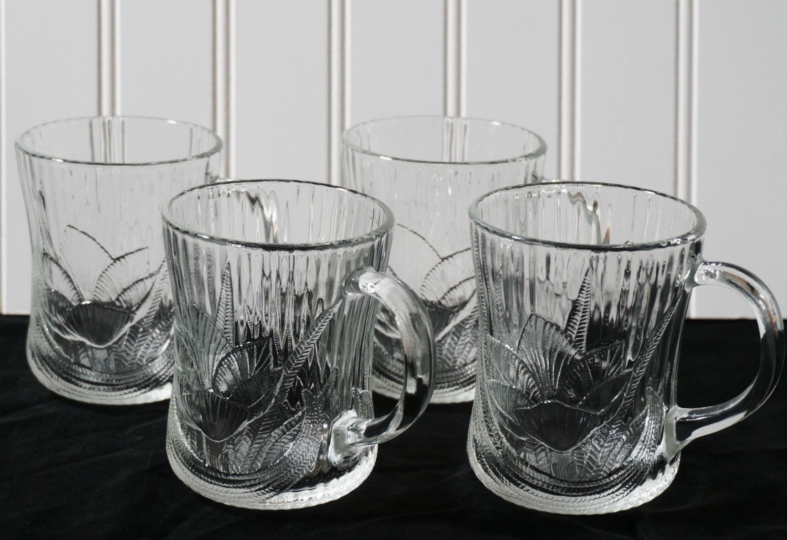Vintage French Arcoroc Glass Mugs Canterbury Crocus Pattern Set of 4 (G5)