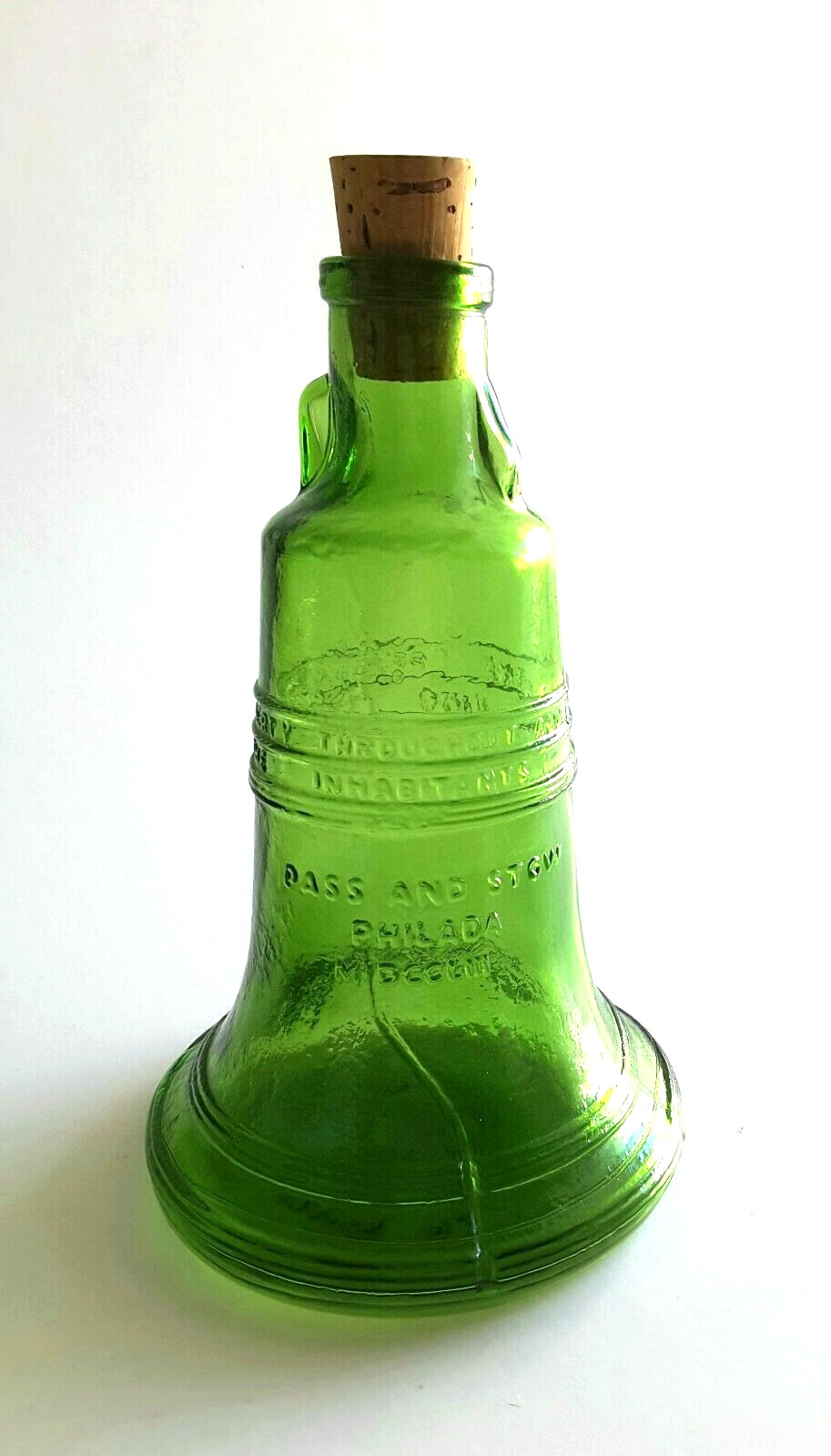 PASS AND STOW LIBERTY BELL BOTTLE 8\ PASS AND STOW LIBERTY BELL BOTTLE 8\