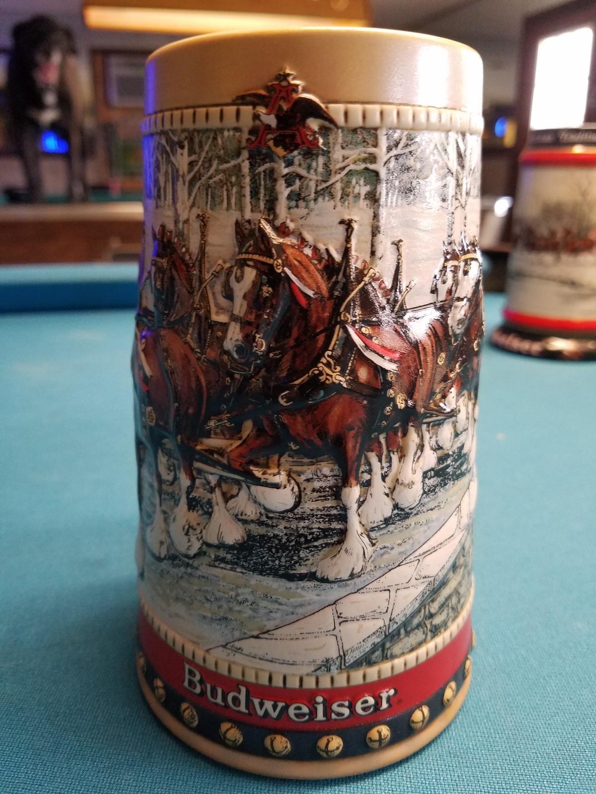 1988  Anheuser Busch  Budweiser Bud Holiday Christmas Beer Stein Clydesdales