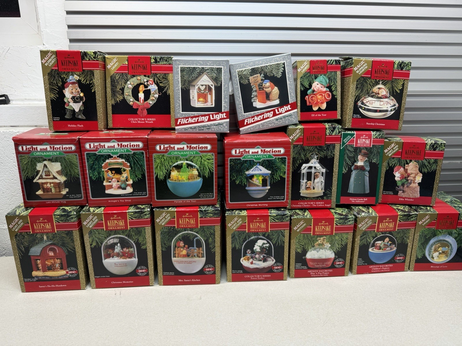 Vintage 1990 Lot of 20 Hallmark Keepsake Ornaments Light+ Light & Motion in Box Vintage 1990 Lot of 20 Hallmark Keepsake Ornaments Light+ Light & Motion in Box