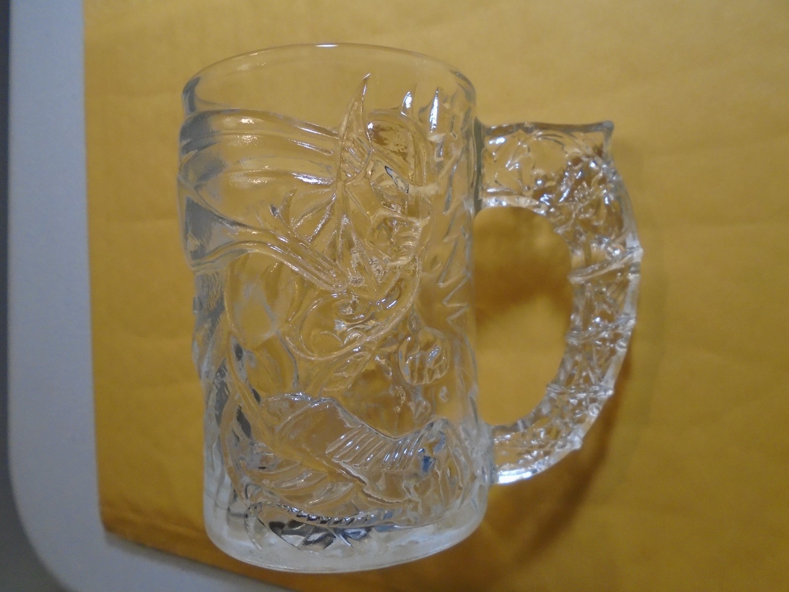 1995  McDONALDS  BATMAN FOREVER GLASSES ( BATMAN GLASS) 