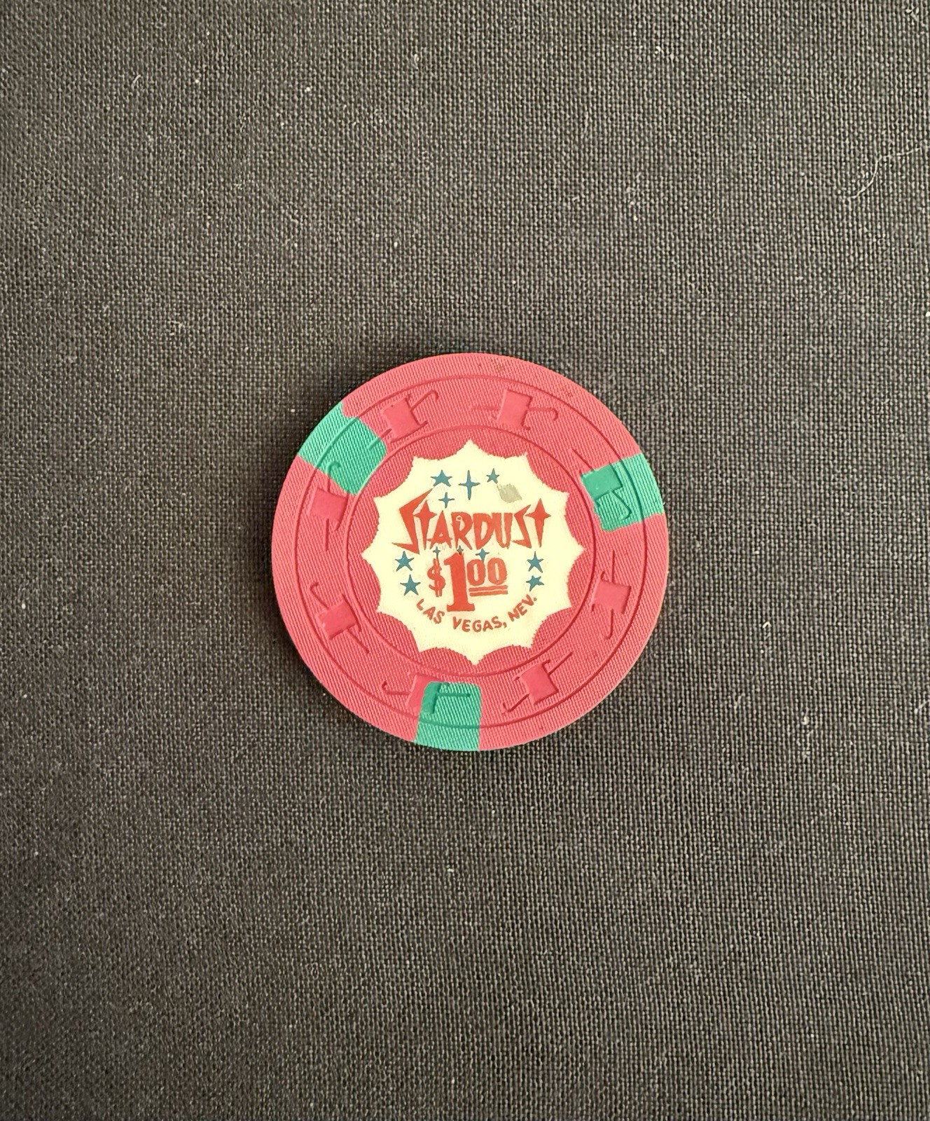 VINTAGE STARDUST CASINO POKER CHIP LAS VEGAS NEVADA $1 GAMBLING TOKEN