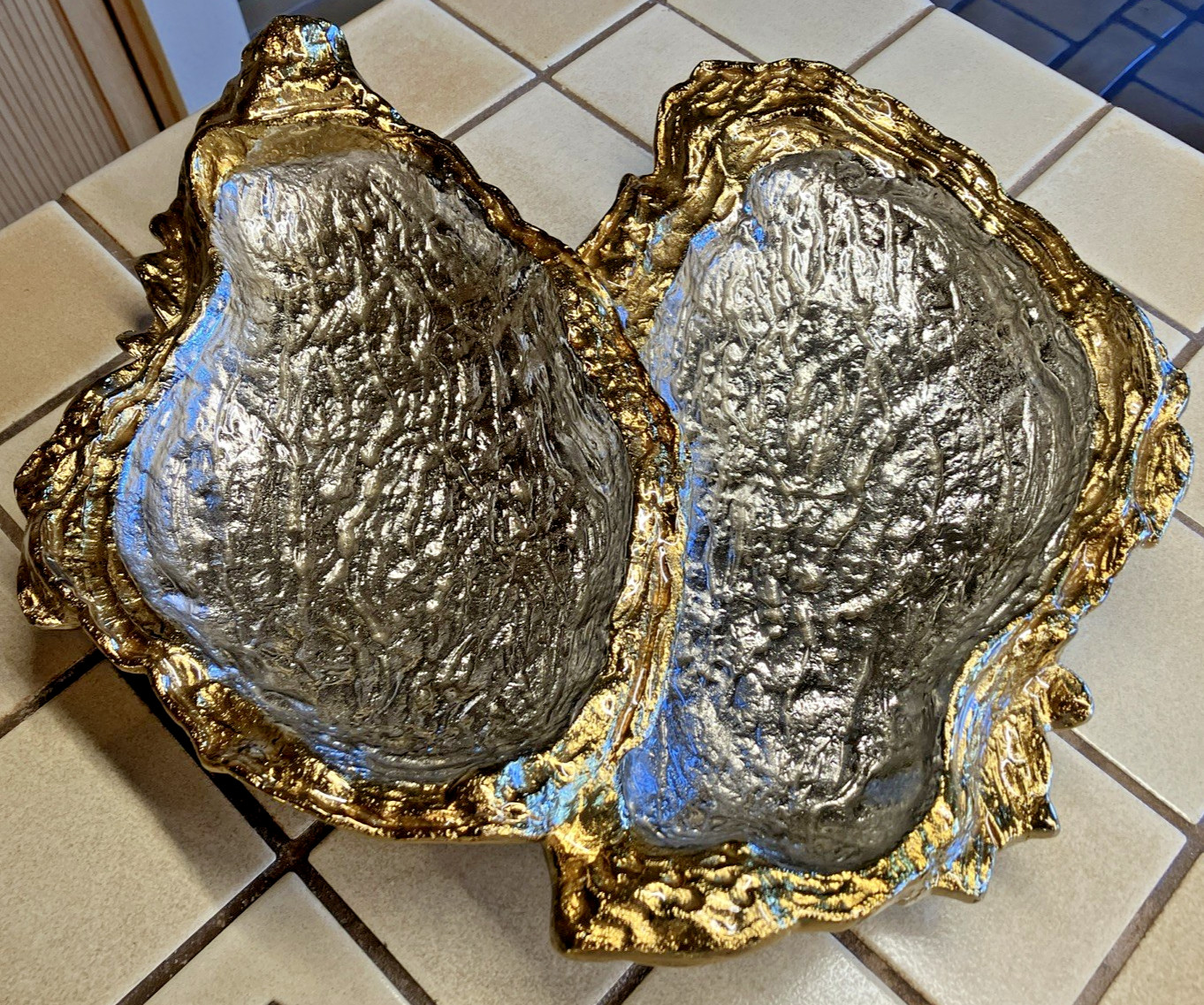 John Richard Neiman Marcus Double Oyster Gold Silver Enamel Decor 16\
