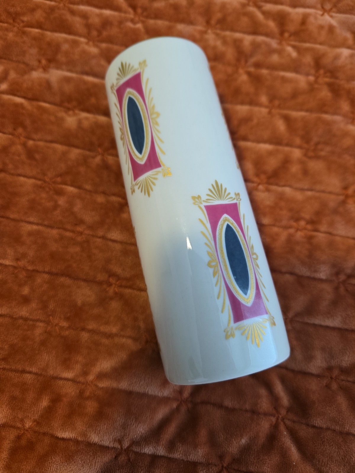Vintage ROYAL PORCELAIN BAVARIAN KM VASE,handmade,368/1..22k Gold Gilding,xlnt.c Vintage ROYAL PORCELAIN BAVARIAN KM VASE,handmade,368/1..22k Gold Gilding,xlnt.c