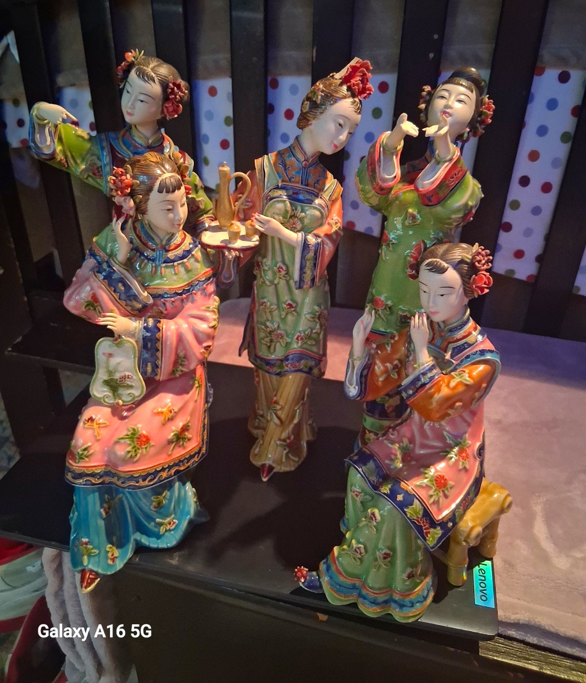 Chinese Porcelain Women Figurines in Traditional Dress Musicians/Dancers