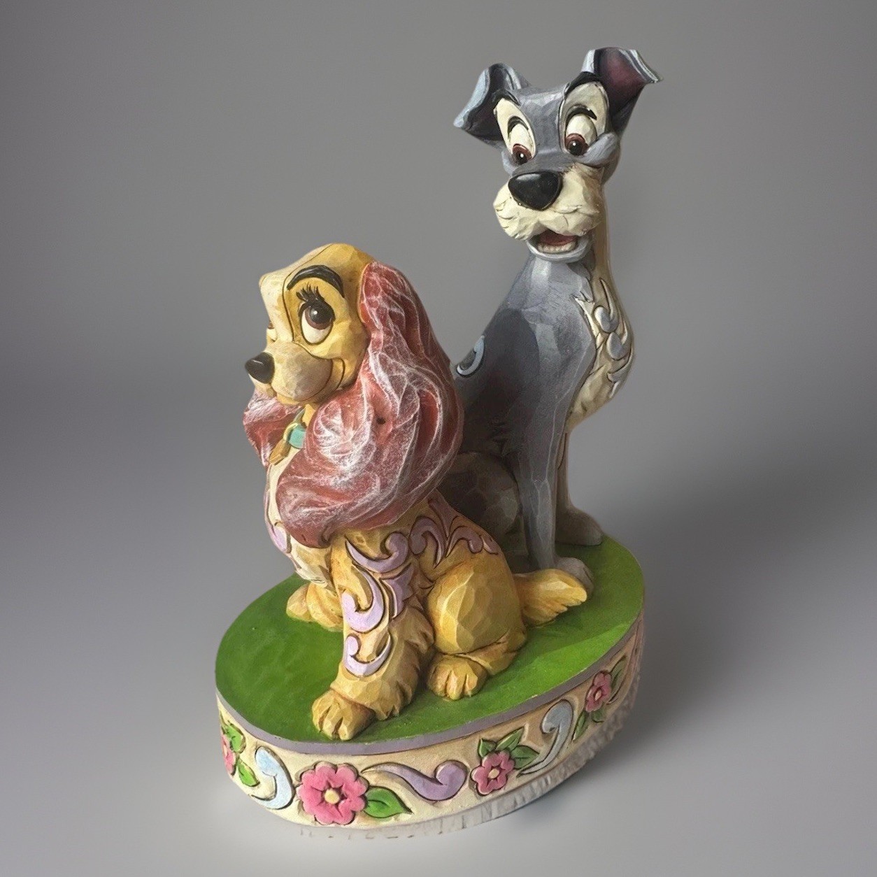 Jim Shore Figurine Disney Traditions Lady &The Tramp “Opposites Attract” 4046040