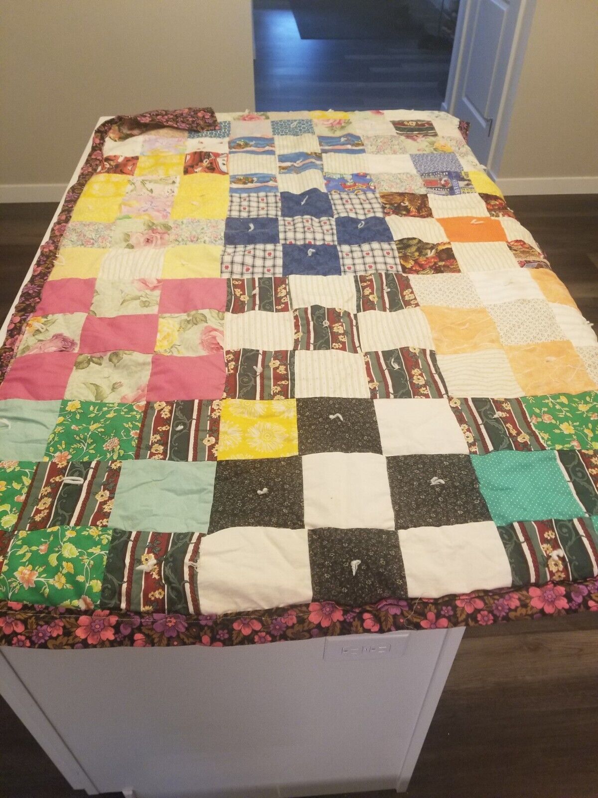 Small Handmade Handtied Childrens Or Lap Quilt - Good - One  Small Repair Needed