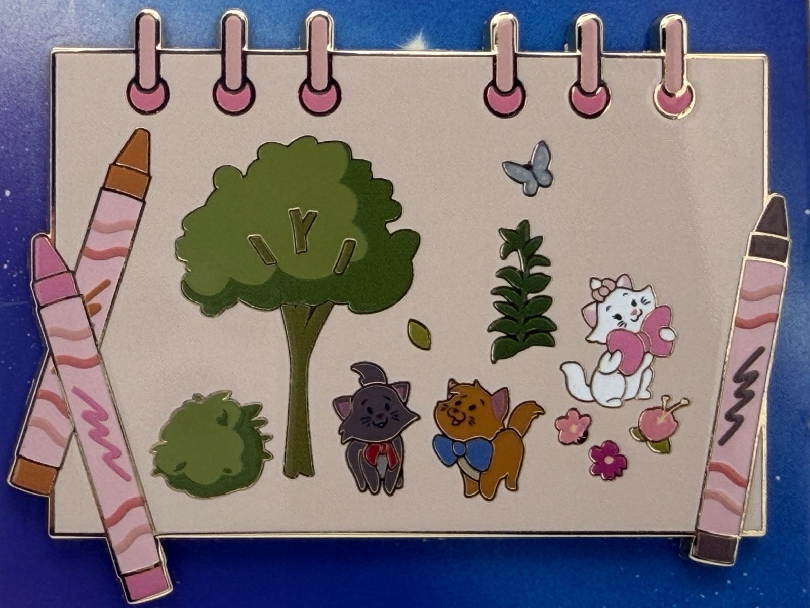 PALM Pink a La Mode Aristocats Disney Crayon Classics Jumbo Pin LE 300 IN HAND