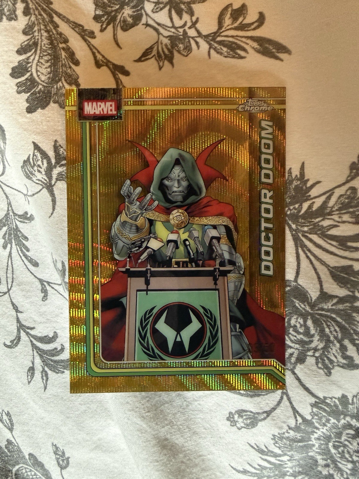 Topps 2026 Marvel Topps Chrome Dr. Doom #28 Gold Wave Refractor 03/50