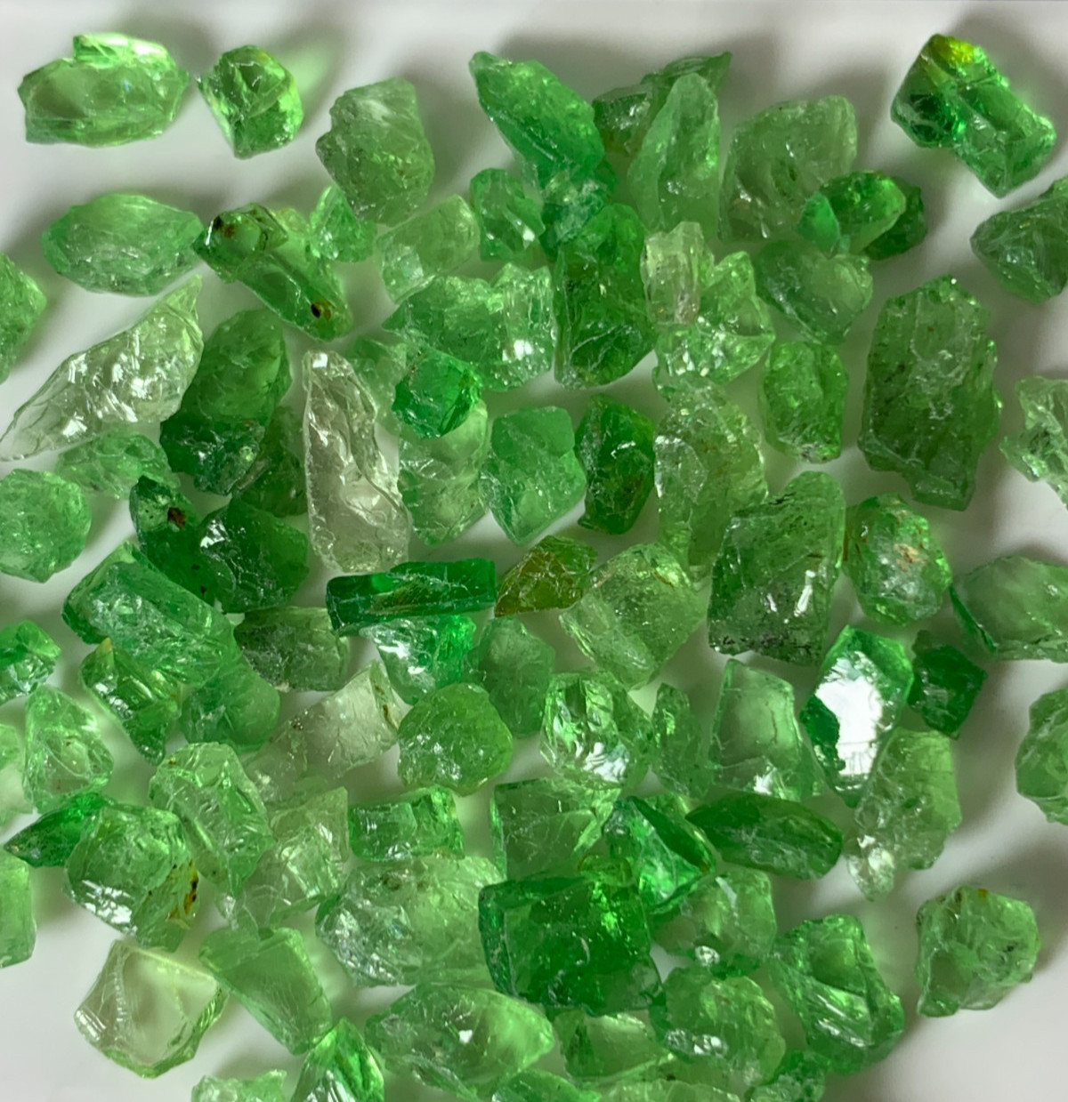 38 CRT’s Rare stunning facet grade chrome green Tsavorite garnet rough lot @Tanz
