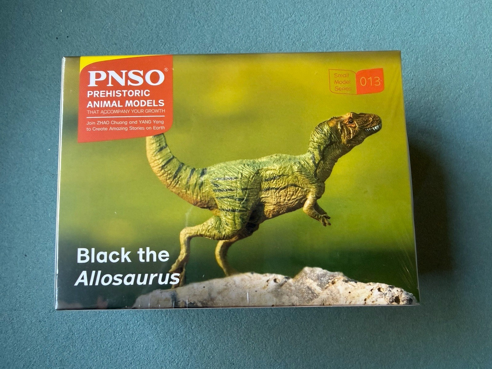 PNSO Black The Allosaurus Figure Dinosaur Prehistoric Small Model Series 013