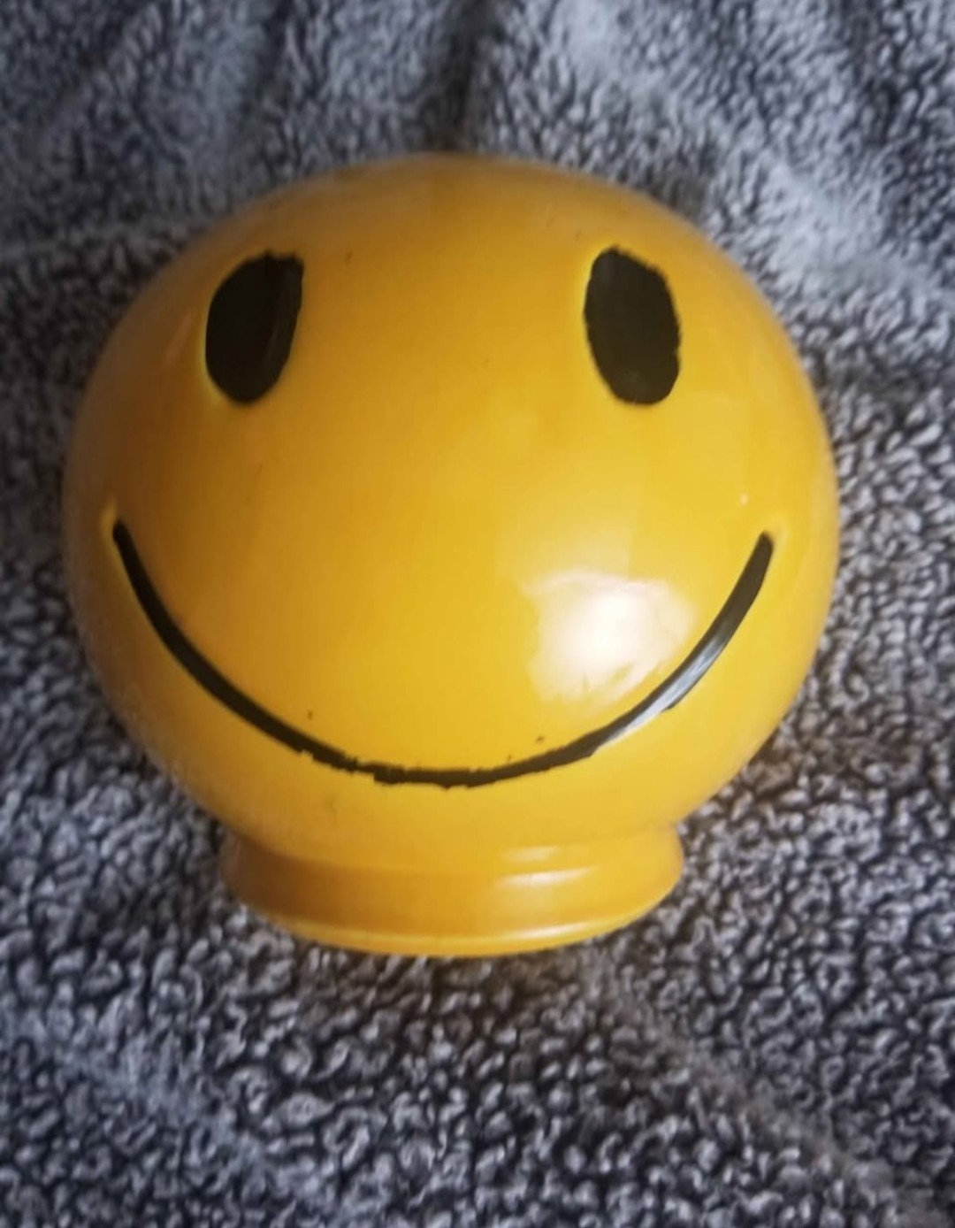 Vintage McCoy Pottery USA Yellow Smiley Happy Face Bank No Stopper 1970s Groovy