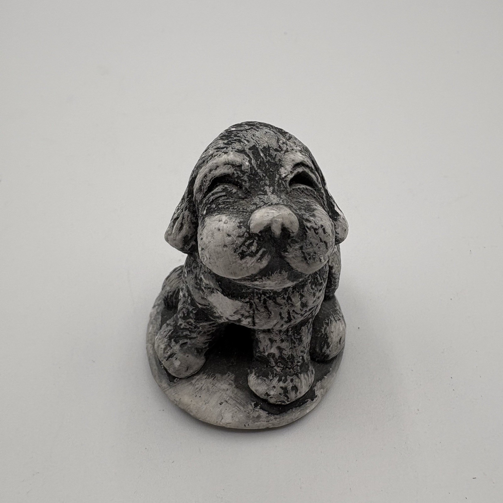 Bekka Mt. Saint Helens Ash Dog Puppy Figurine Seattle, WA. USA