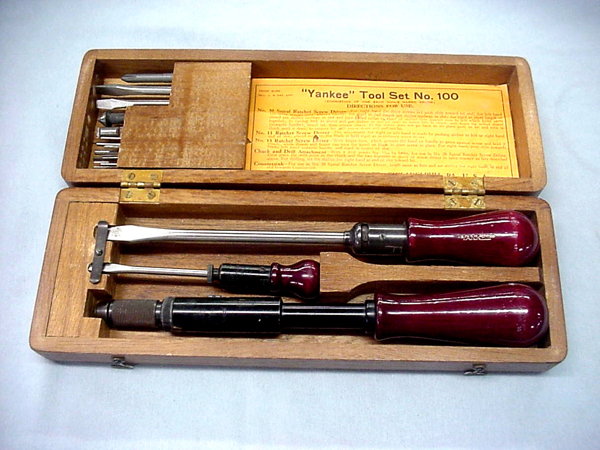 Vintage North Brothers Yankee No 100 Three Screwdriver 13 Bit Set In Wood Case +