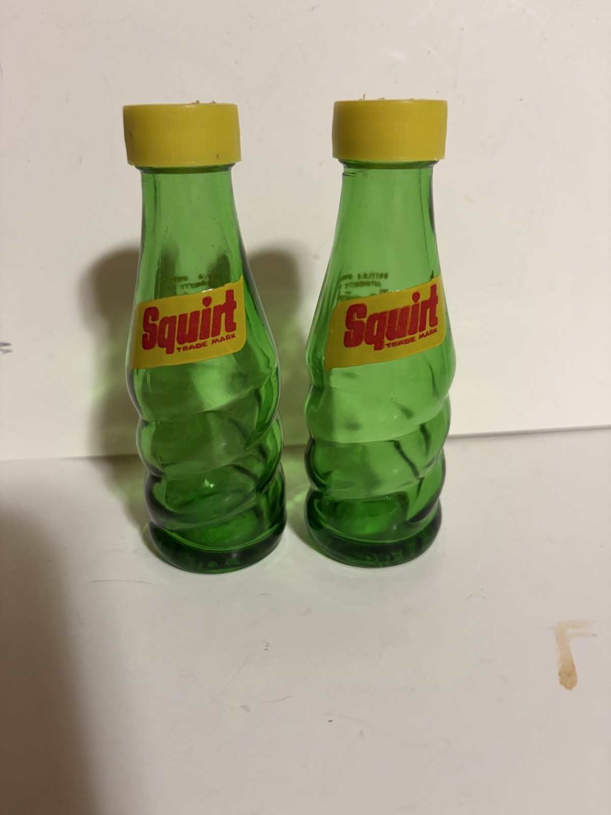 Squirt Salt and Pepper Shakers Glass Set  NEW