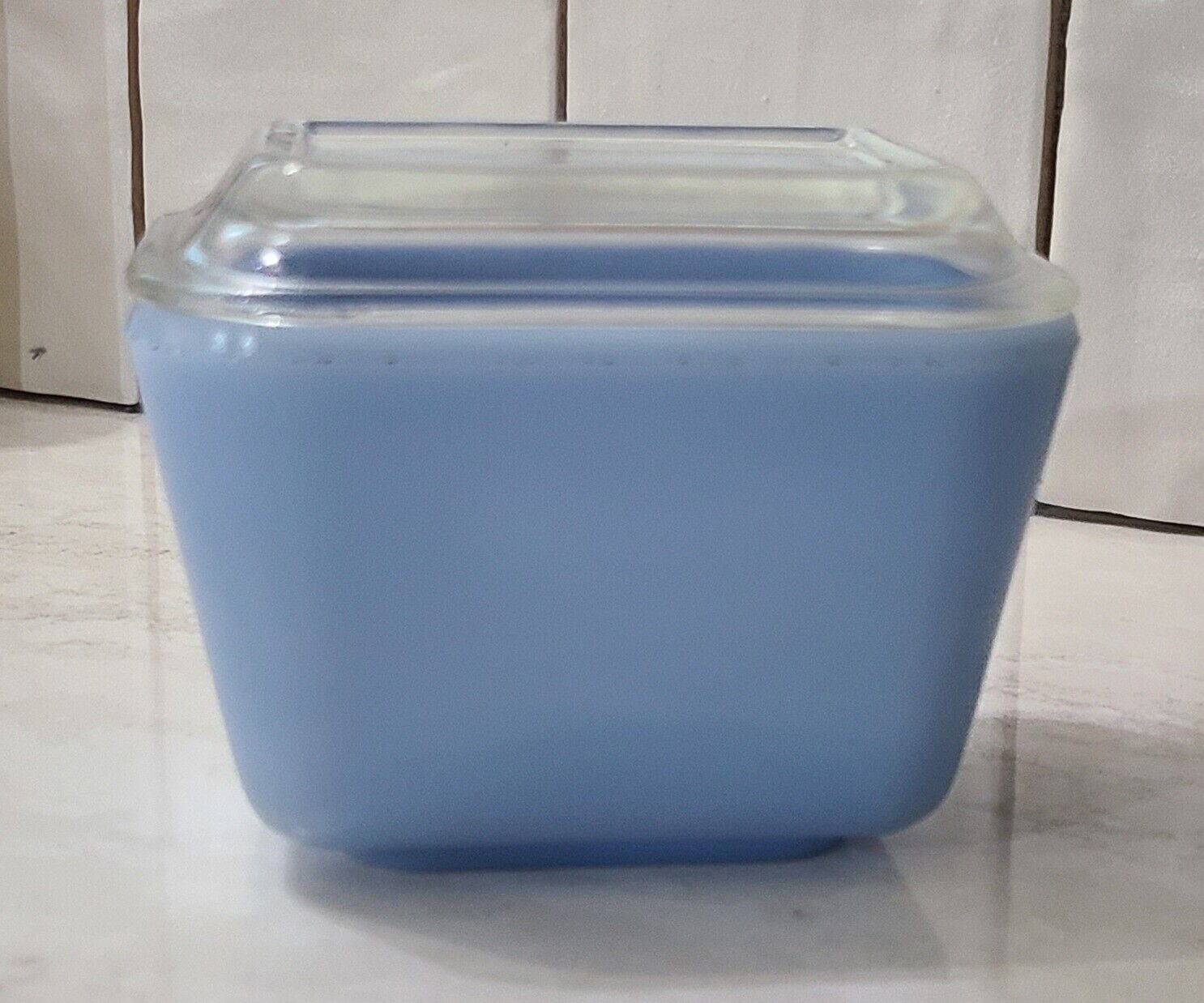 Vintage Delphite Blue Pyrex Refrigerator Container Dish with Lid 1 1/2 Cup MCM