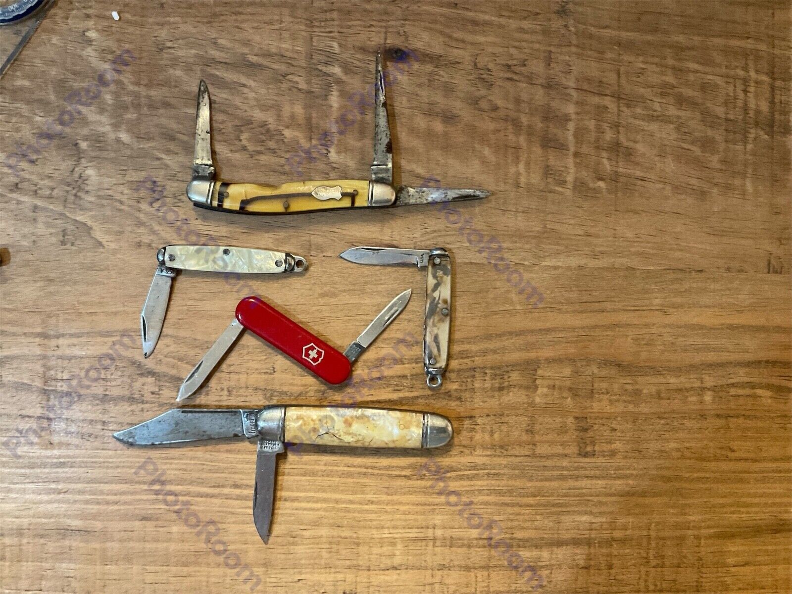 Lot Of 5 Assorted Pocket Knives (Most Vintage)