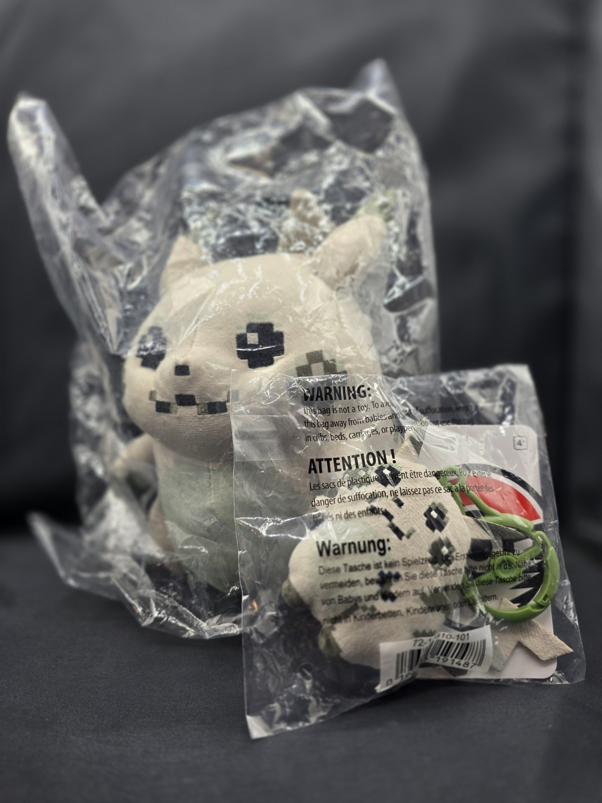 Pokemon Center Retro Pikachu 1996 Style Plush & Key Chain Set 30th Anniversary