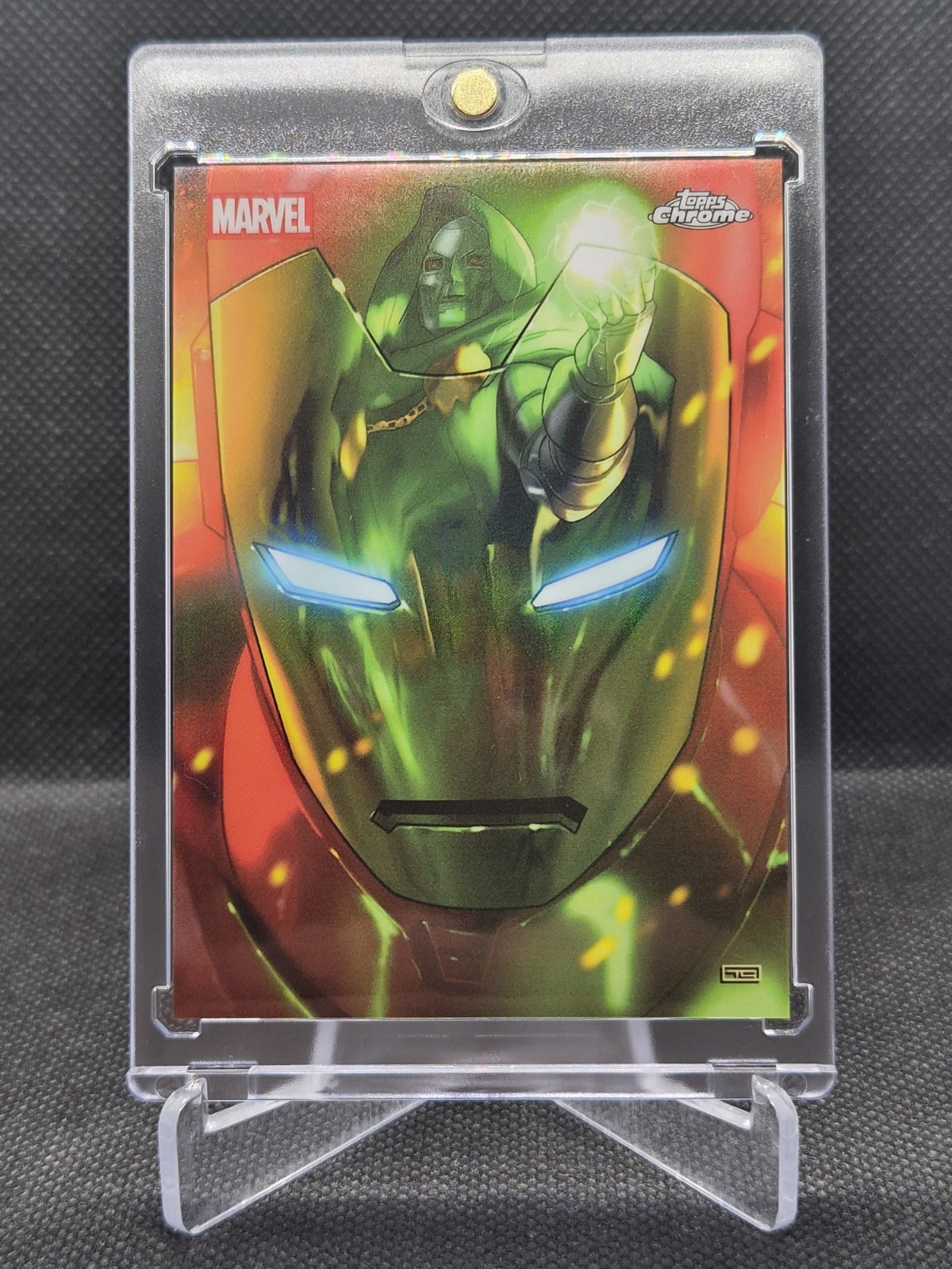Topps 2025 Marvel Studios Chrome Reflections ron Man & Doctor Doom *Description*