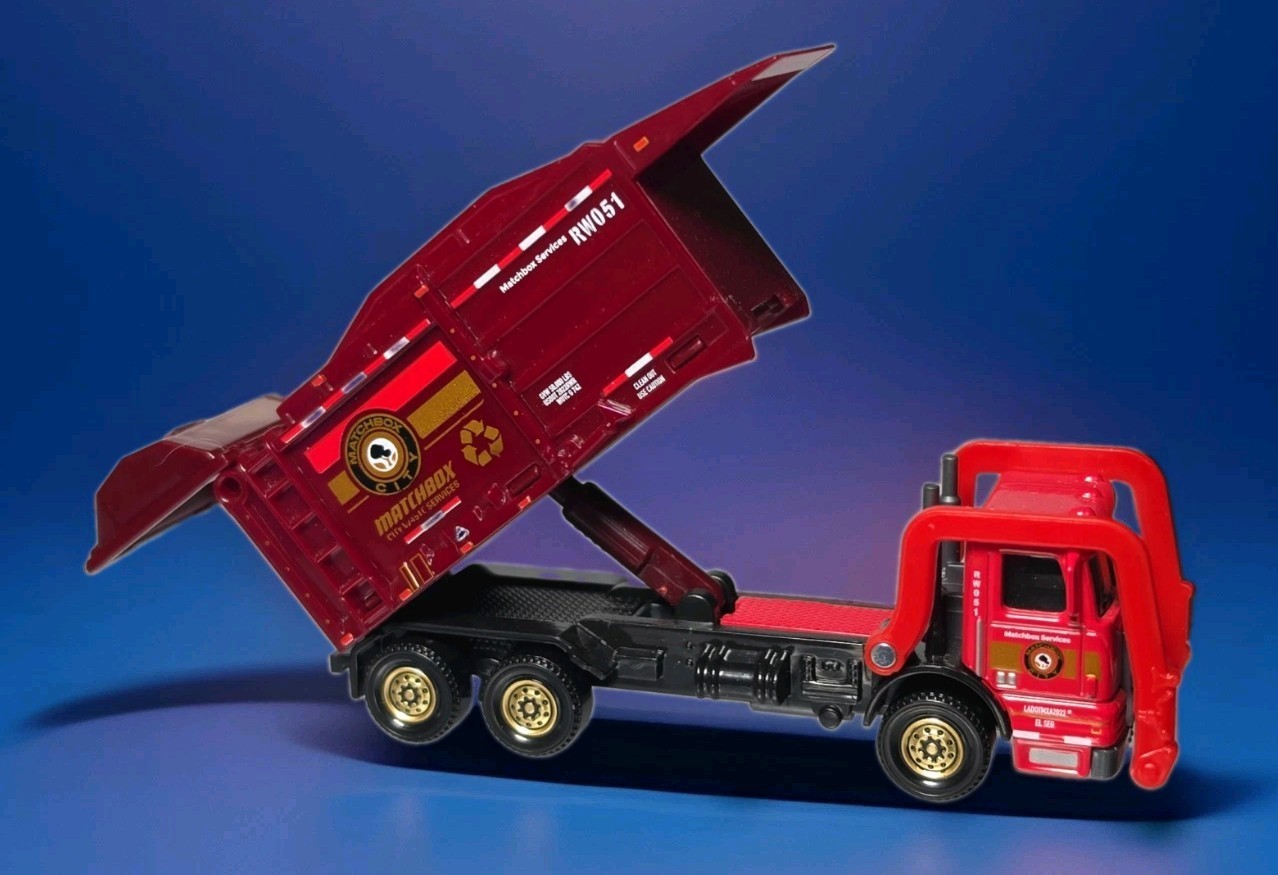 2021 Matchbox Working Rigs RW051 Garbage King XL Diecast Truck Only