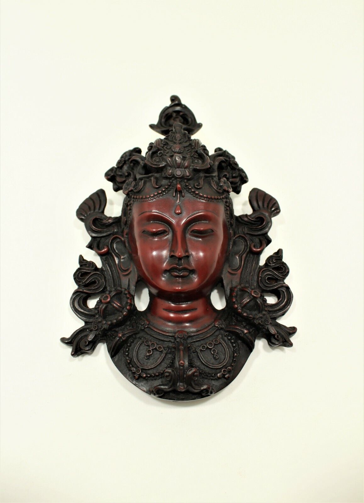 Handmade Resin Figurine Sculpture 8 inch Wall Hanging Jester Red Tara (Buddha) 