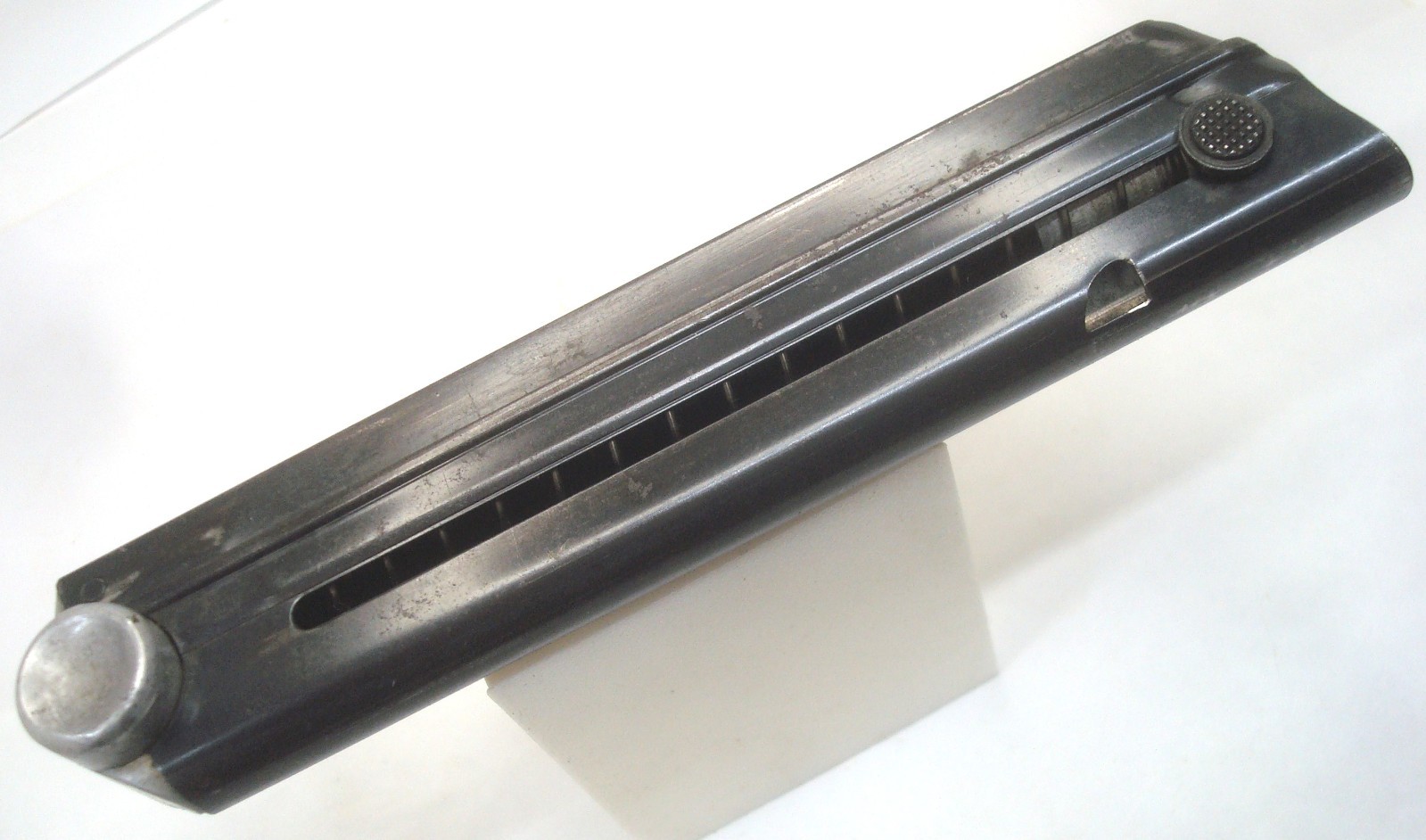Vintage Original WWII German Luger P08 9mm 8 Round Magazine 9 mm Waffen 53 P-08 Vintage Original WWII German Luger P08 9mm 8 Round Magazine 9 mm Waffen 53 P-08