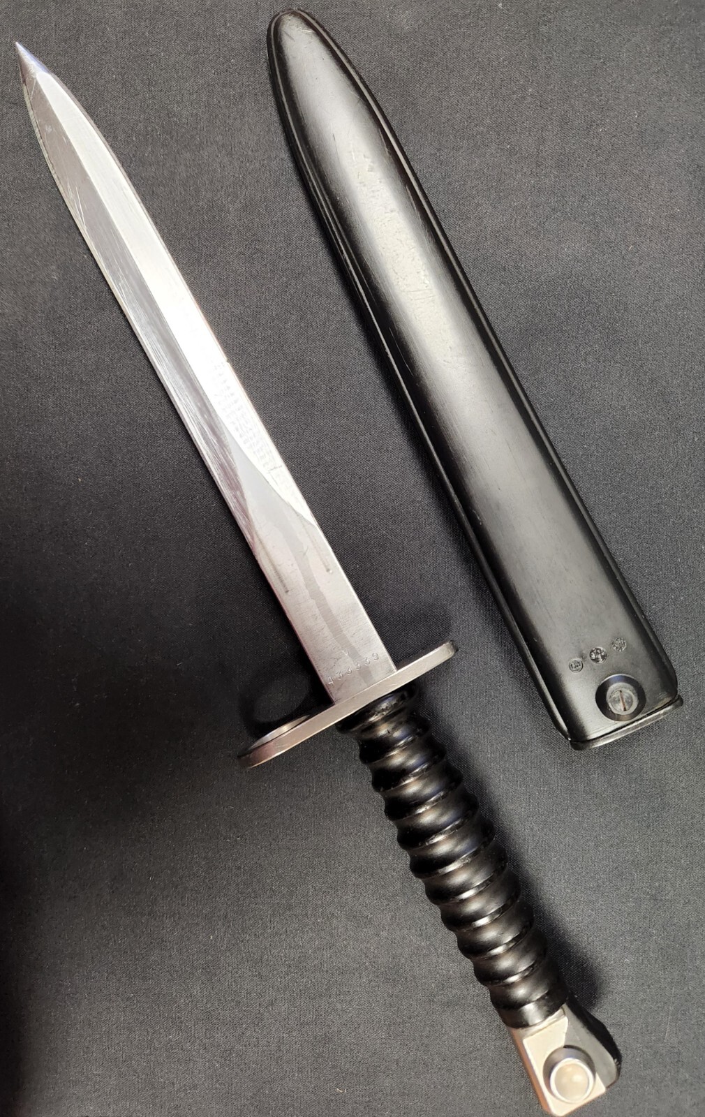 Swiss M1957 Combat Knife Bayonet w/ Scabbard - Switzerland PE57 - VTG