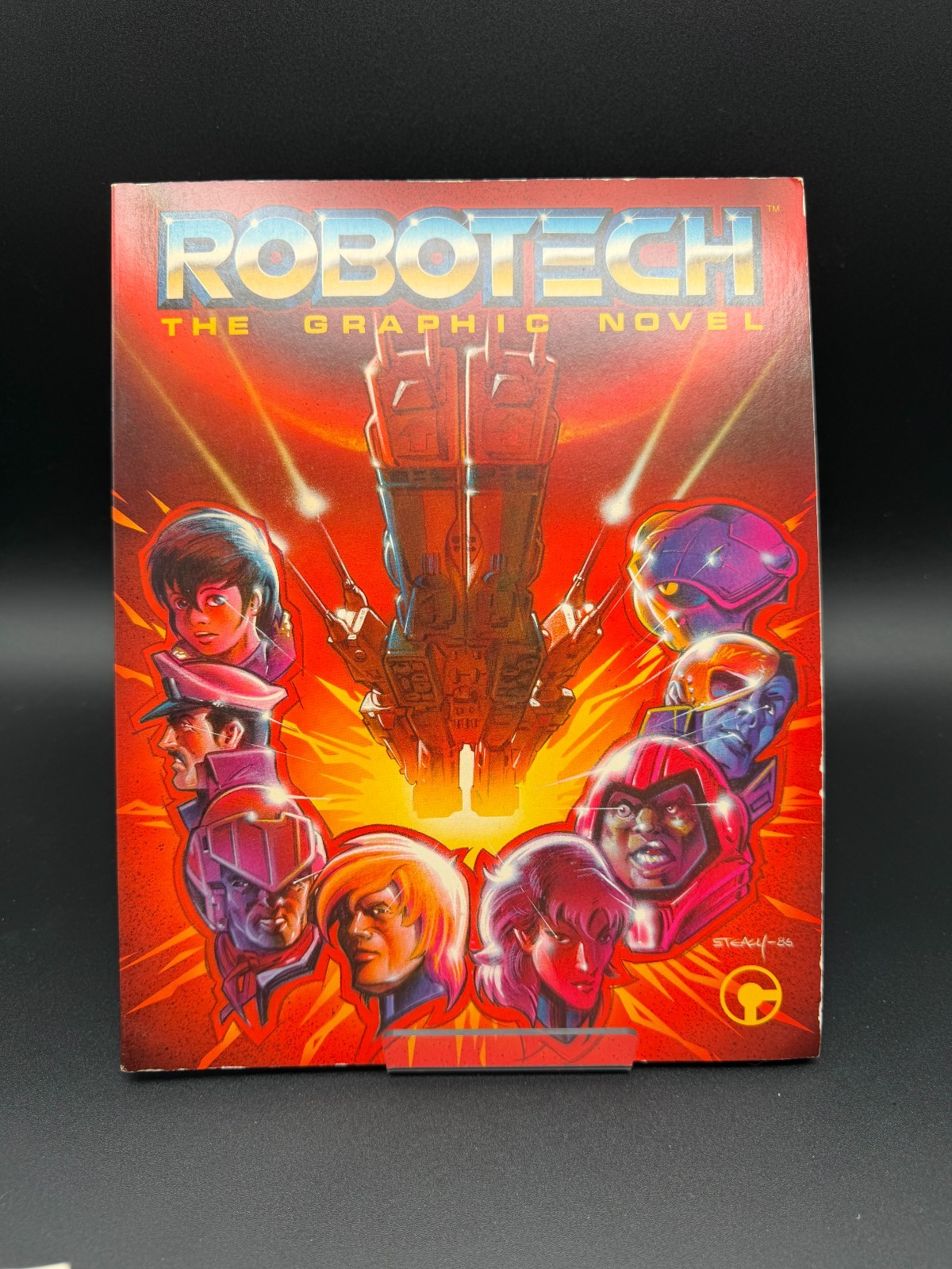 Robotech The Graphic Novel Comico 1986 Macross Saga Graphic Novel First Print Robotech The Graphic Novel Comico 1986 Macross Saga Graphic Novel First Print