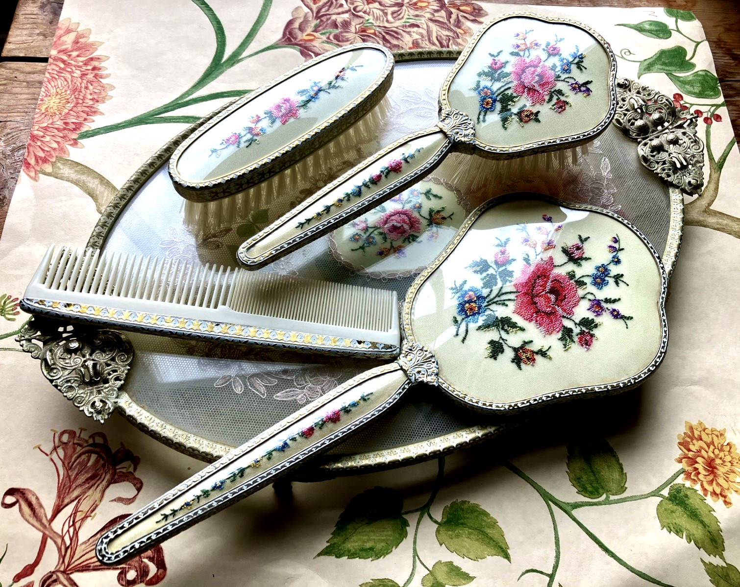 Vintage Regent of London dressing table vanity set mirror brushes comb tray VGC