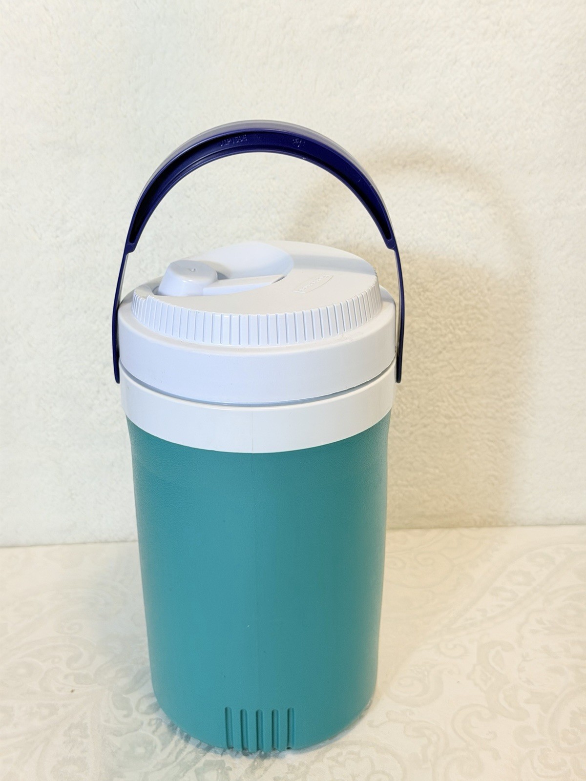 Vintage 1997 Rubbermaid Water Jug 1/2 Gallon Teal Purple Cooler Model 1591 USA