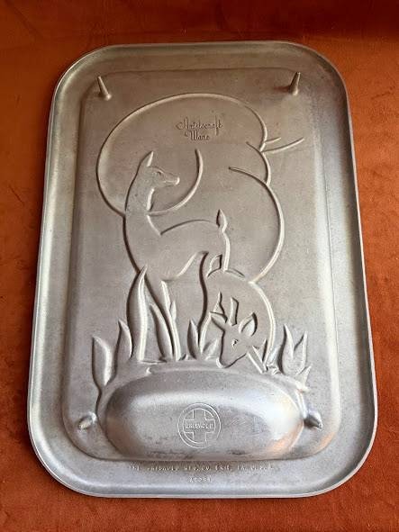 Mid-Century 1940\'s Griswold Aristocraft Ware Aluminum Platter Deer Scene Erie PA