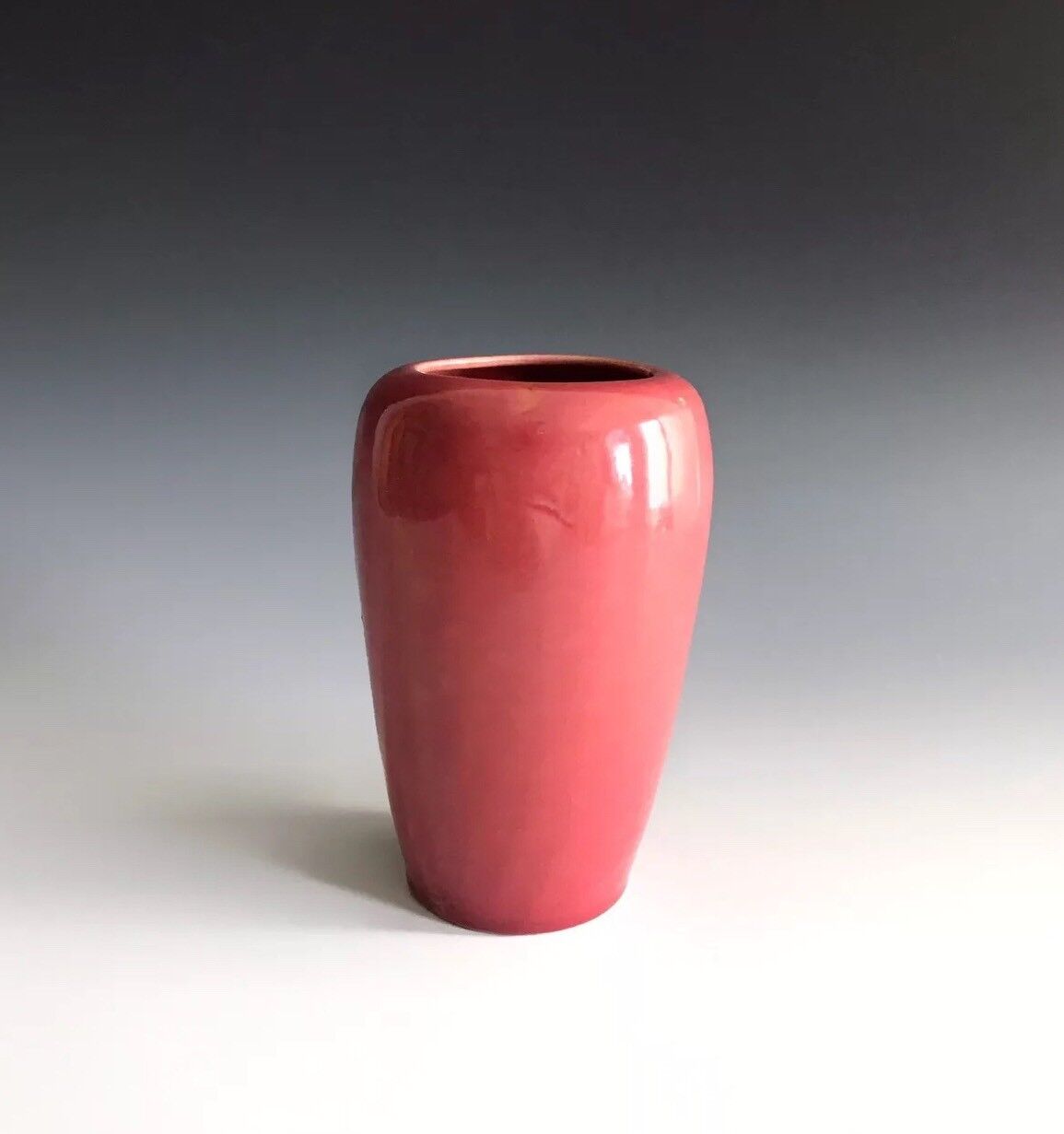 Peachbloom Porcelain Vase