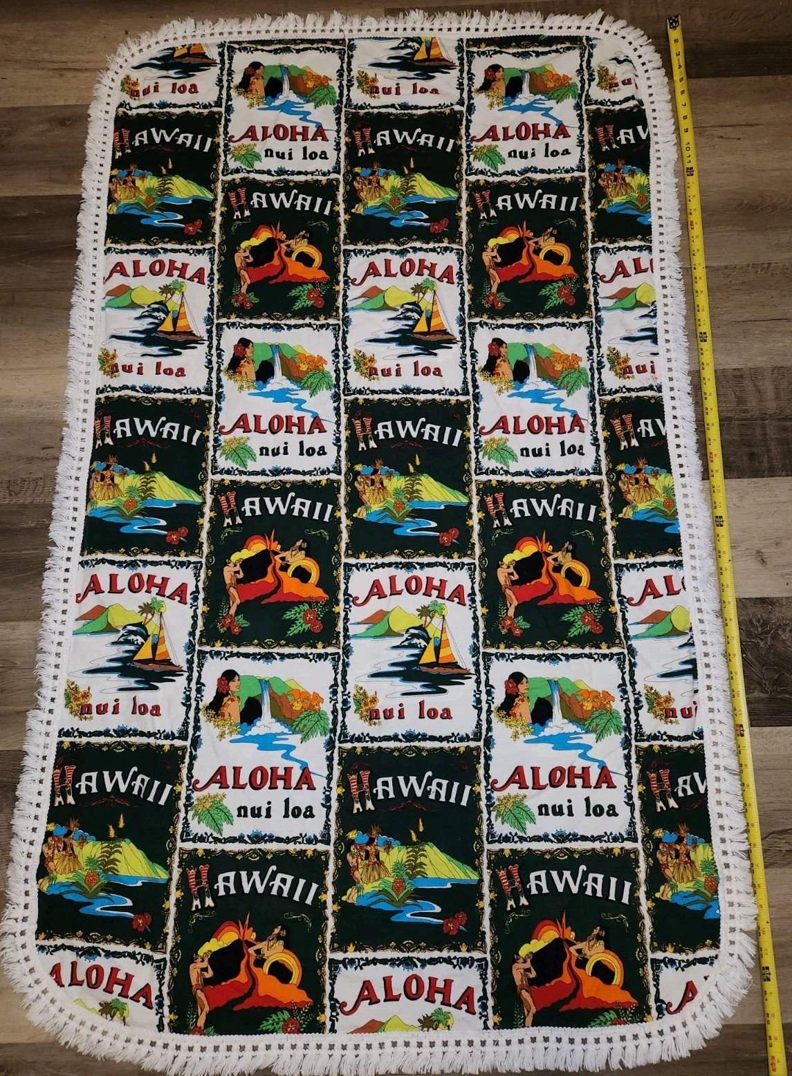 The Hawaiian Islands Beach Aloha Blanket Throw Fabric Fringed Retro 63\