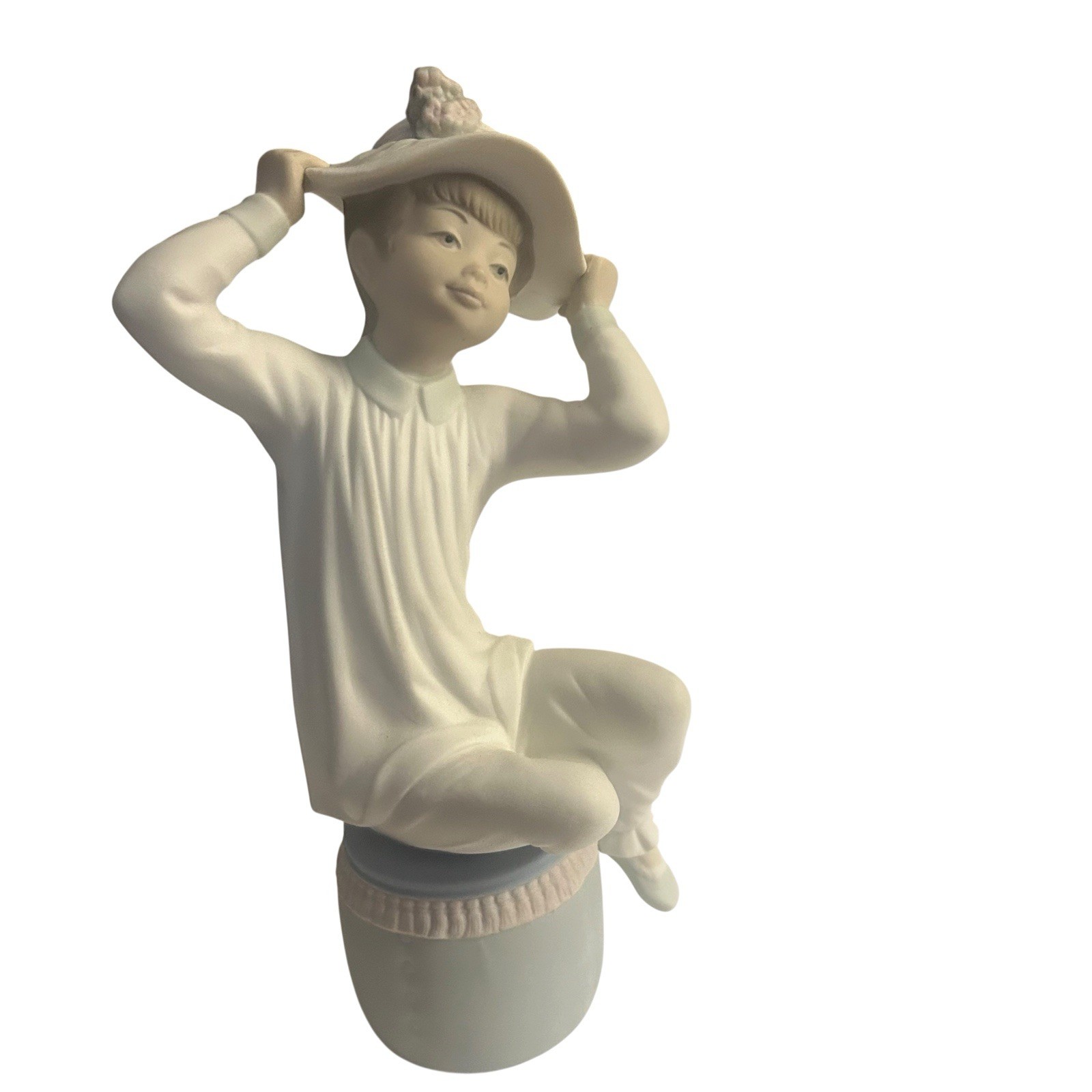 Retired Lladro Girl With Bonnet Hat On Stool Figurine #1147 Vintage 8.5” Tall