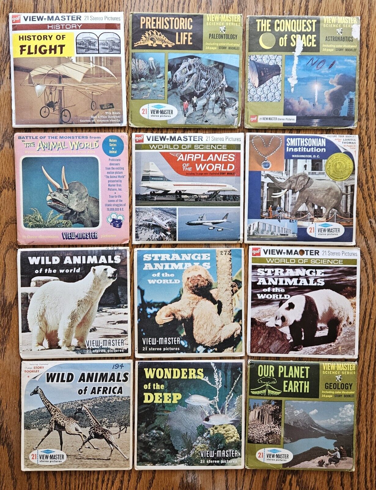 VINTAGE 1960\'s WORLD OF SCIENCE VIEW MASTERS - DINOSAURS SPACE SCIENCE AIRPLANES