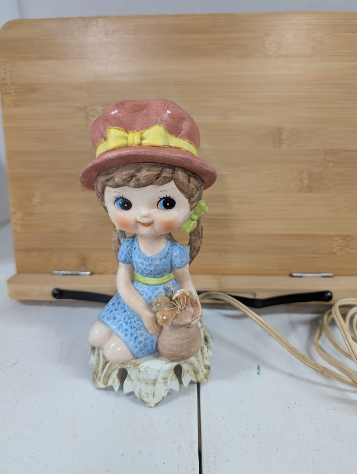 vintage aladdin giftware lamp