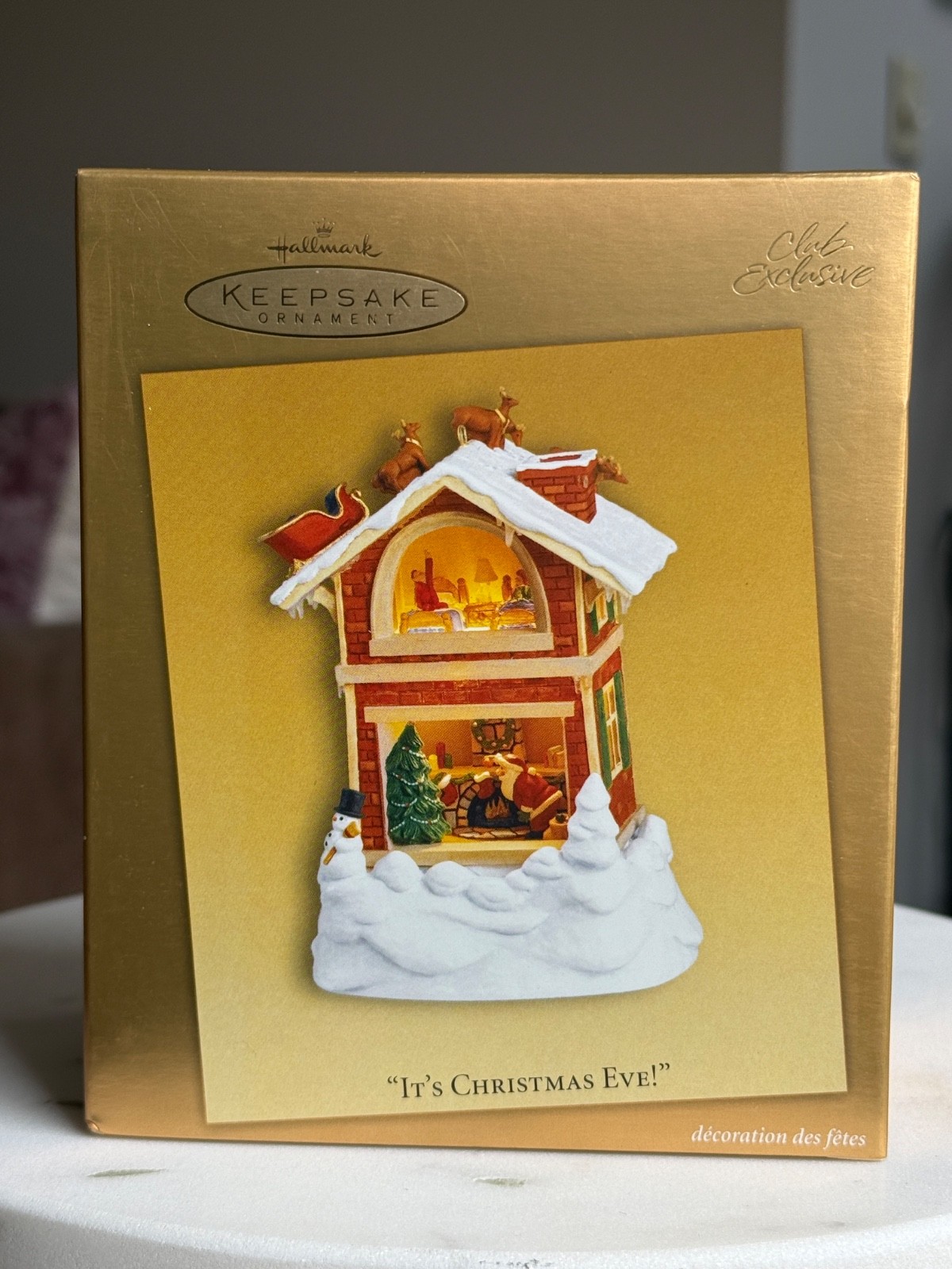 NIB 2005 Hallmark IT'S CHRISTMAS EVE Santa CLUB EXCLUSIVE Ornament