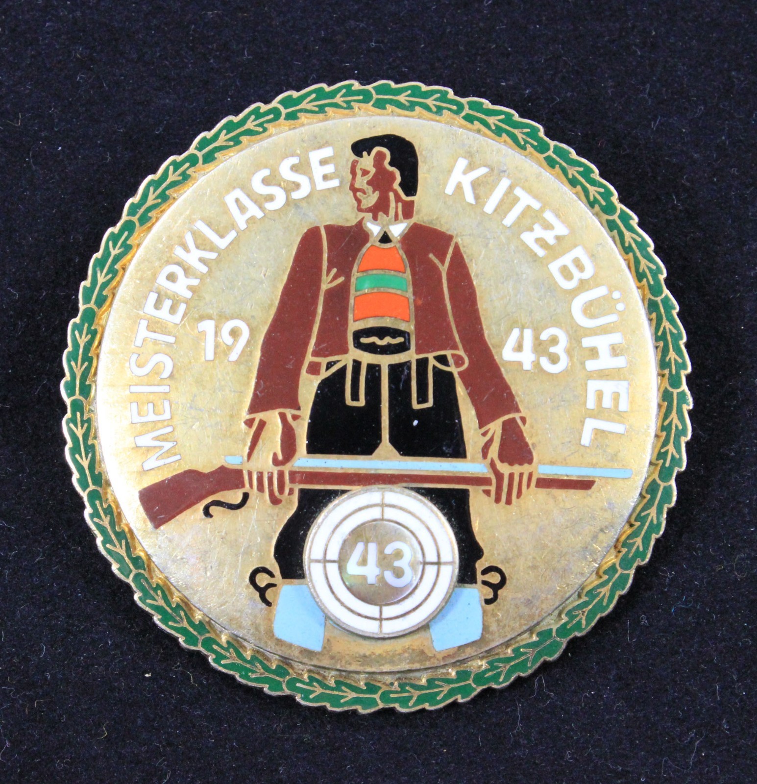 German WWII 1943 Meisterklasse Kitzbühel Shooting Badge