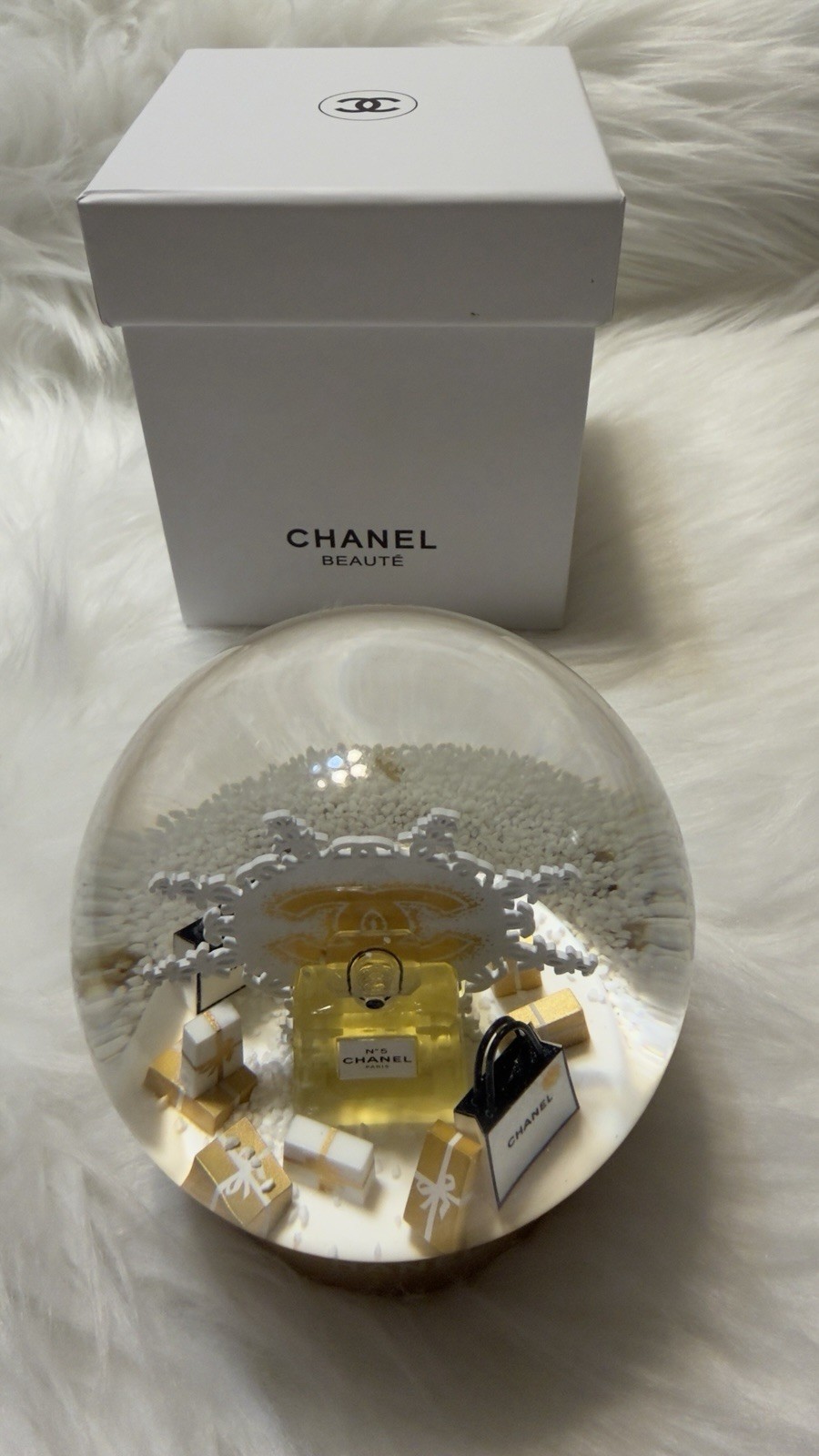 Chanel Beauté N5 Snow Globe Limited Holiday Edition Rare VIP Gift GWP 2024