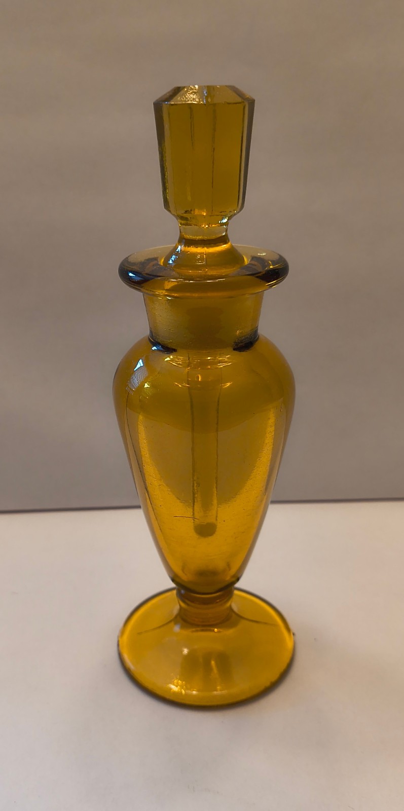 Antique 1930s New Martinsville Brand Topaz/Amber Perfume Bottle with Stopper
