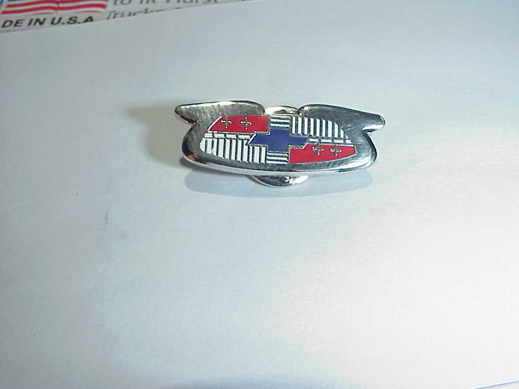 1955 - 59 Chevrolet crest,  HAT PIN - LAPEL PIN - TIE TAC CLOISONNE ENAMEL 