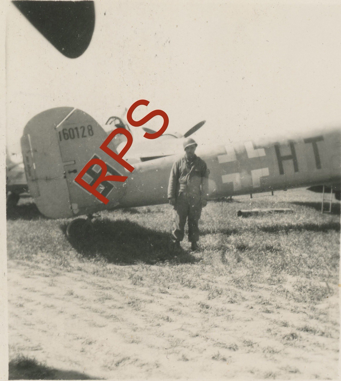 Original WWII Snapshot: GI W/ Captured German Bf-110 Night Fighter #160128 HT